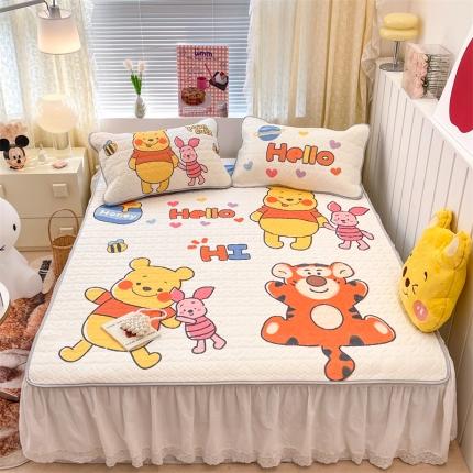 91家纺网 家纺一手货源 找家纺 顾里 2023新款迪士尼席实拍 维尼伙伴