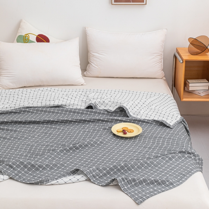 91家纺网 家纺一手货源 找家纺 卡奥 2024款日式水洗纯棉三层纱夏被毛巾被盖毯毛毯 十字格-灰