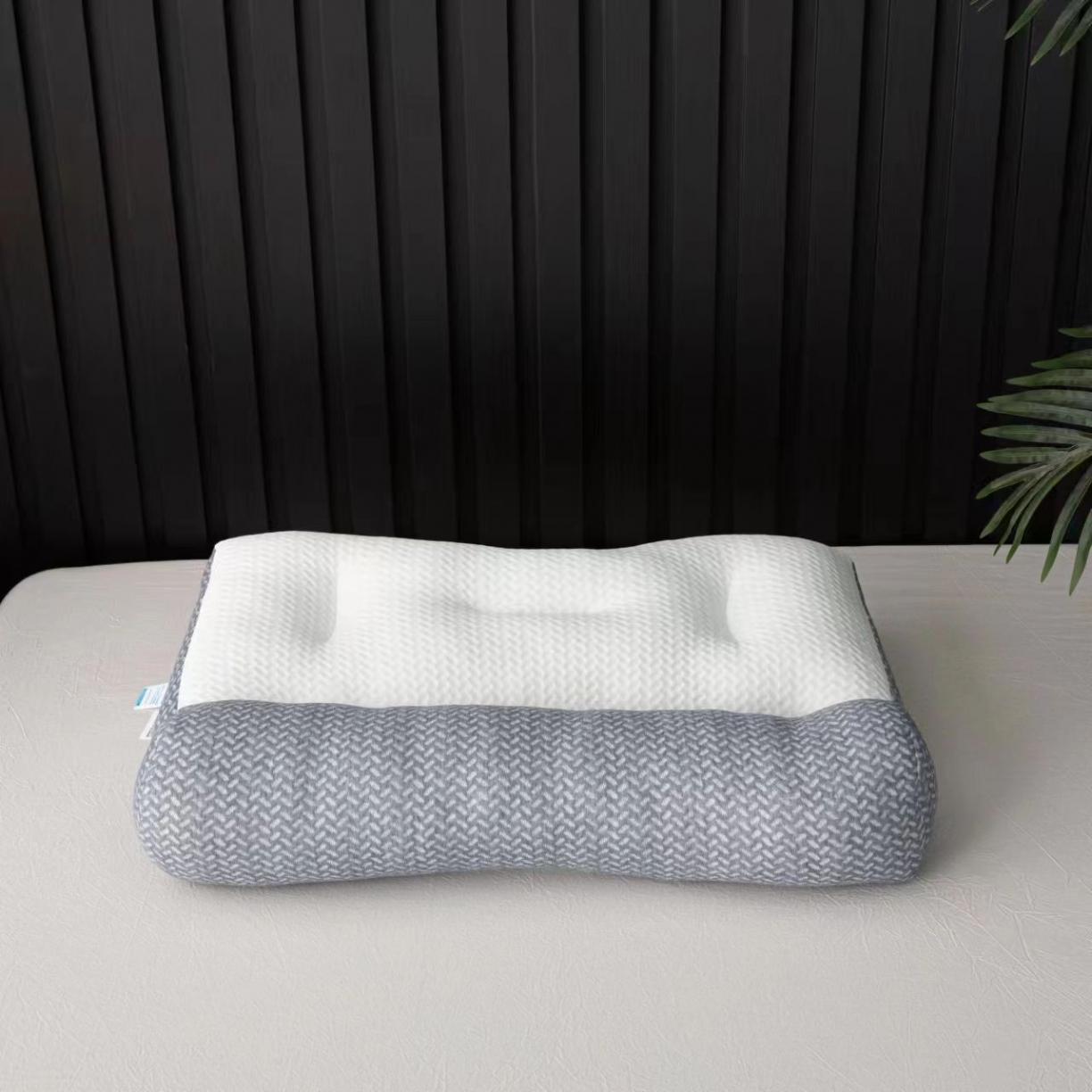 91家纺网 家纺一手货源 找家纺 荣运枕业 大尺寸48*74 cm护颈枕反牵引舒颈枕芯枕头 牵引枕