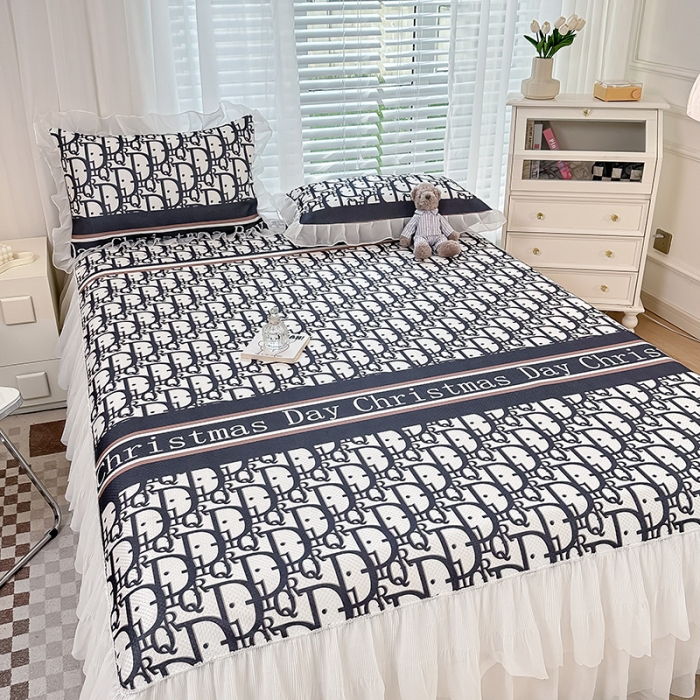 91家纺网 家纺一手货源 找家纺 花漾 2023直播爆款轻奢风满天星冰豆豆席子凉席床裙款 D字母