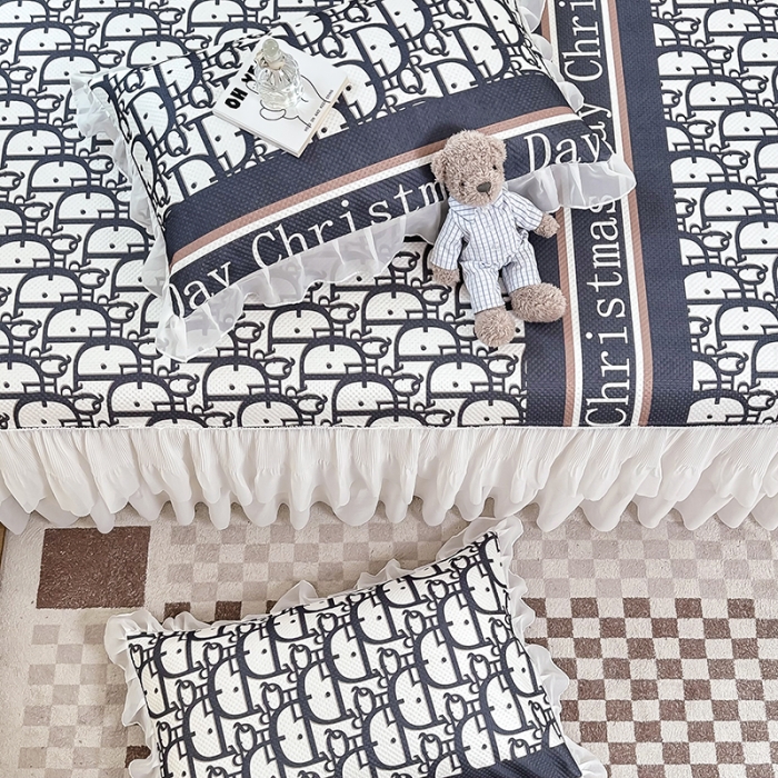 91家纺网 家纺一手货源 找家纺 花漾 2023直播爆款轻奢风满天星冰豆豆席子凉席床裙款 D字母