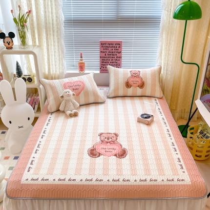 91家纺网 家纺一手货源 找家纺 顾里 2023新款设计师款韩系ins风软席 爱心熊仔