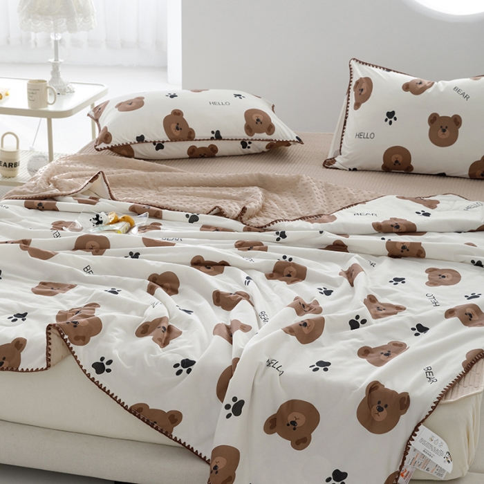 91家纺网 家纺一手货源 找家纺 花漾 2023新款A类针织棉凉感丝夏被凉席四件套 哈喽小熊