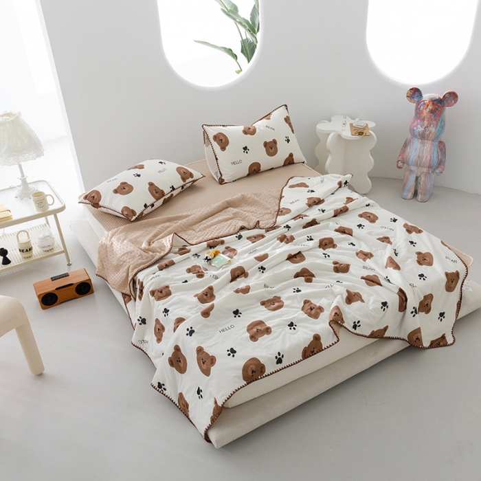 91家纺网 家纺一手货源 找家纺 花漾 2023新款A类针织棉凉感丝夏被凉席四件套 哈喽小熊