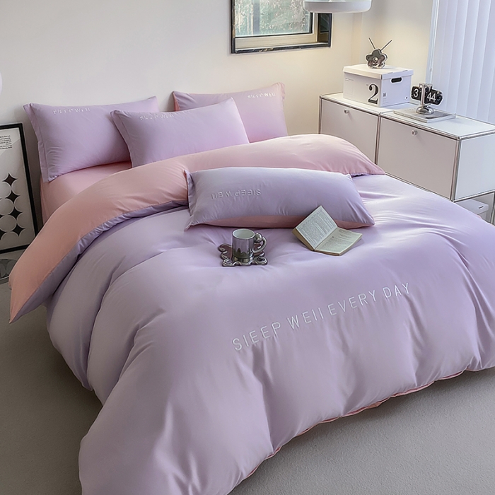 91家纺网 家纺一手货源 找家纺 啊雅 2025新款双拼绣花四季款磨毛四件套 奶紫加奶粉