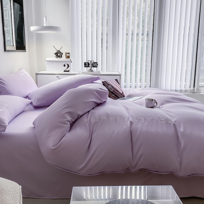 91家纺网 家纺一手货源 找家纺 啊雅 2025新款双拼绣花四季款磨毛四件套 奶紫