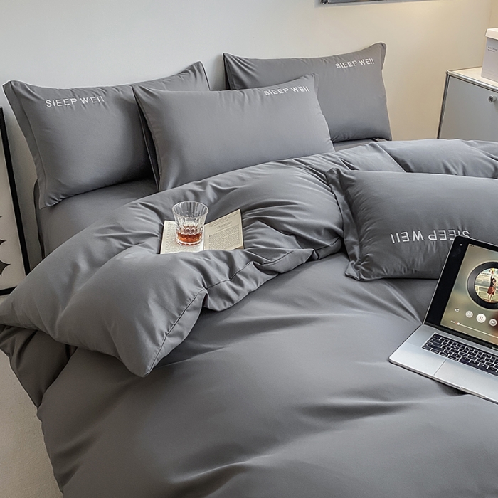 91家纺网 家纺一手货源 找家纺 啊雅 2025新款双拼绣花四季款磨毛四件套 奶深灰