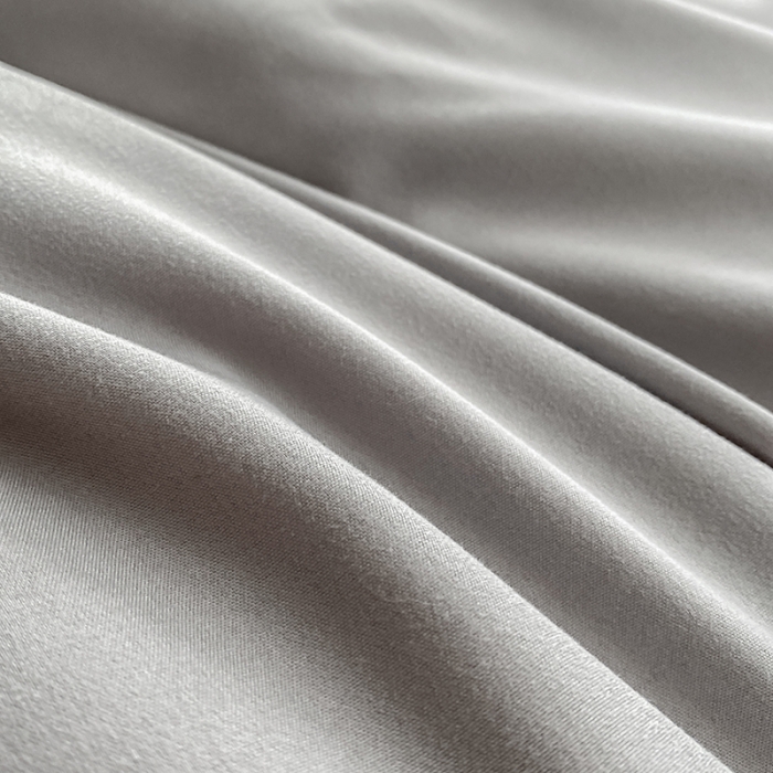 91家纺网 家纺一手货源 找家纺 啊雅 2025新款双拼绣花四季款磨毛四件套 奶浅灰加奶深灰