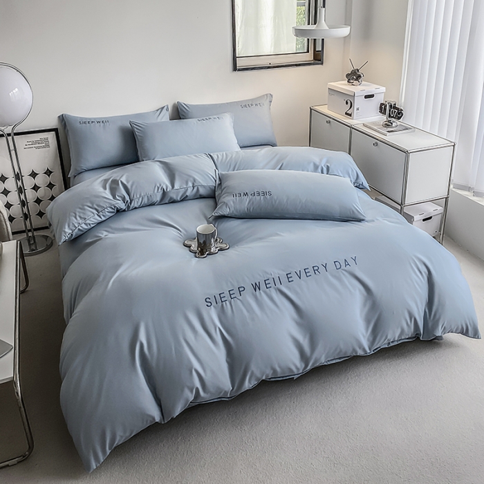 91家纺网 家纺一手货源 找家纺 啊雅 2025新款双拼绣花四季款磨毛四件套 奶兰灰