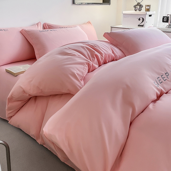 91家纺网 家纺一手货源 找家纺 啊雅 2025新款双拼绣花四季款磨毛四件套 奶粉