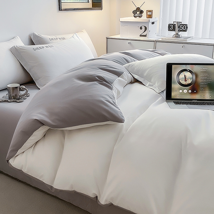 91家纺网 家纺一手货源 找家纺 啊雅 2025新款双拼绣花四季款磨毛四件套 奶白加奶浅灰