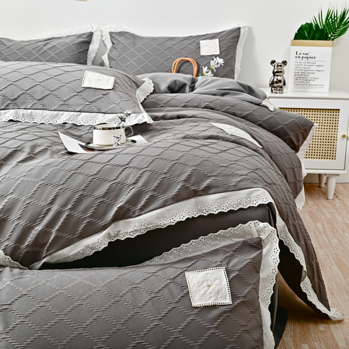 91家纺网 家纺一手货源 找家纺 宅家居 2023新款双层纱菱形格贴布绣花边四件套-罗威系列 罗威-浅灰