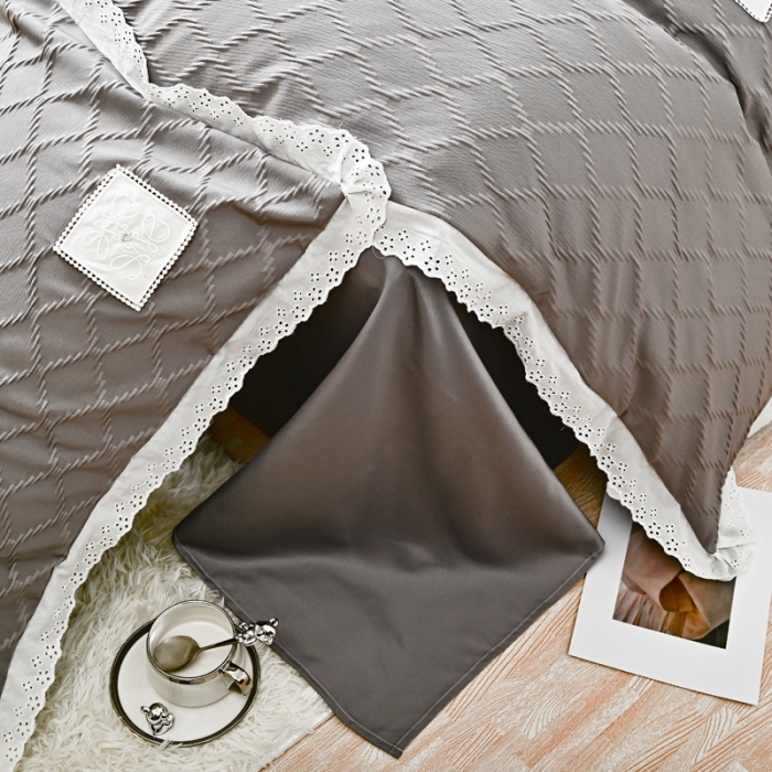 91家纺网 家纺一手货源 找家纺 宅家居 2023新款双层纱菱形格贴布绣花边四件套-罗威系列 罗威-浅灰