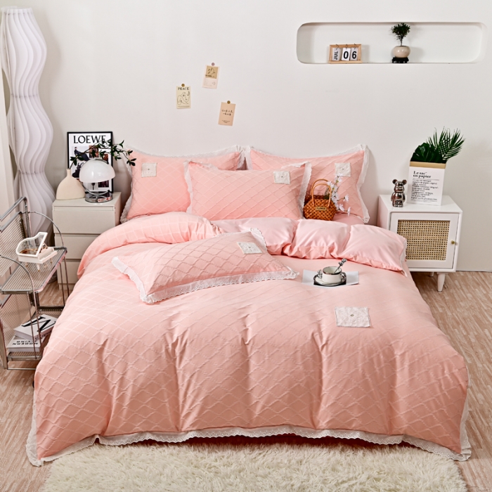 91家纺网 家纺一手货源 找家纺 宅家居 2023新款双层纱菱形格贴布绣花边四件套-罗威系列 罗威-桃粉