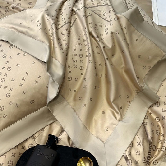 91家纺网 家纺一手货源 找家纺 宅家居设计师款轻奢大牌范140支色织提花高定长绒棉四件套奢华系列 LV