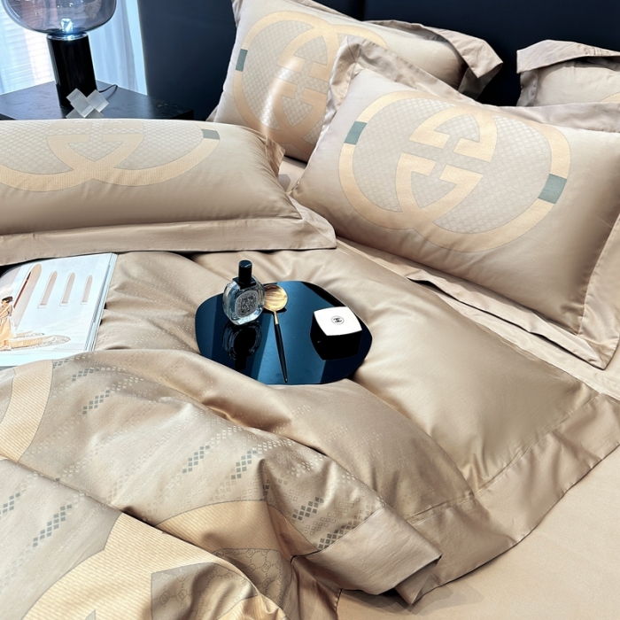 91家纺网 家纺一手货源 找家纺 宅家居设计师款轻奢大牌范140支色织提花高定长绒棉四件套奢华系列 古驰