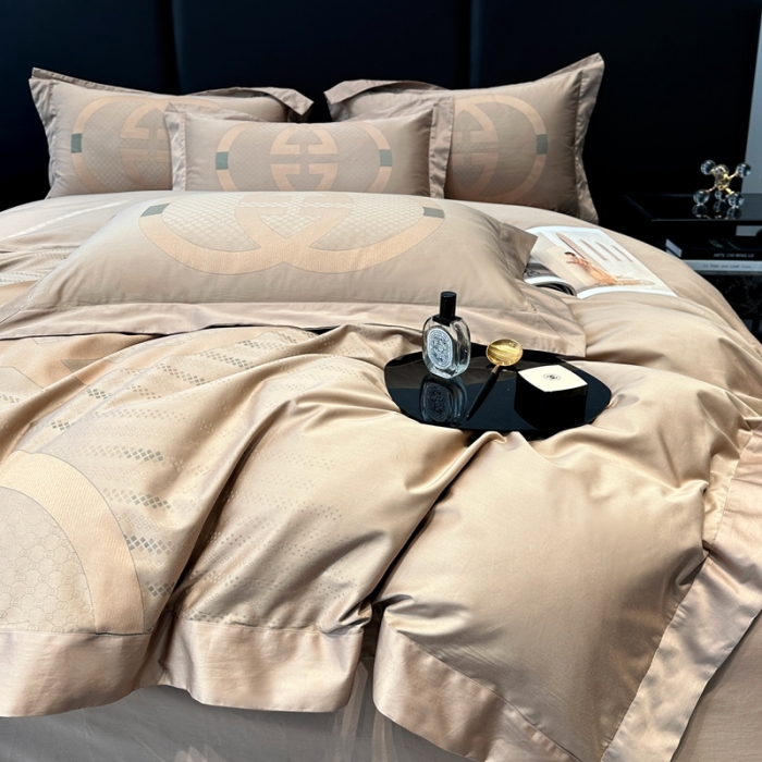 91家纺网 家纺一手货源 找家纺 宅家居设计师款轻奢大牌范140支色织提花高定长绒棉四件套奢华系列 古驰