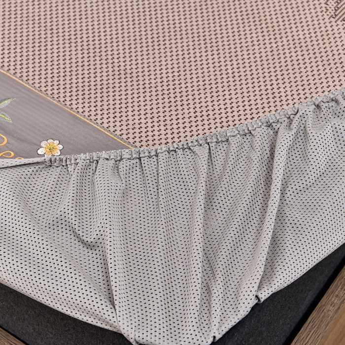 91家纺网 家纺一手货源 找家纺 简一2024新款荷塘月色系列冰藤凉席床笠款 蝶恋花-提花香槟