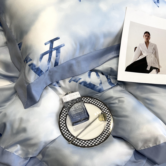 91家纺网 家纺一手货源 找家纺 优悦 2023新款水洗真丝轻奢印花款四件套 云中-蓝