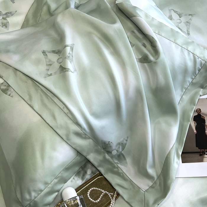 91家纺网 家纺一手货源 找家纺 优悦 2023新款水洗真丝轻奢印花款四件套 云中-绿