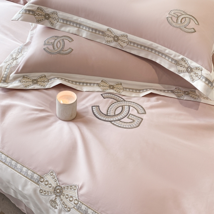 91家纺网 家纺一手货源 找家纺 品家居 2025新款全棉长绒棉四件套-初恋情结 初恋情节-粉