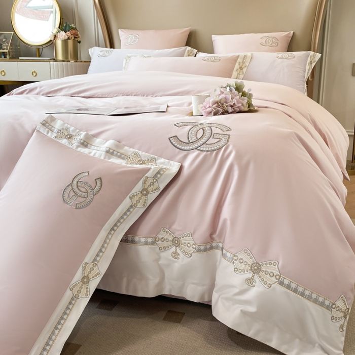 91家纺网 家纺一手货源 找家纺 品家居 2025新款全棉长绒棉四件套-初恋情结 初恋情节-粉