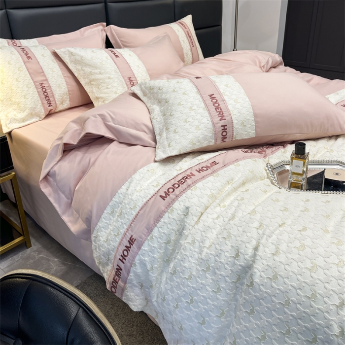 91家纺网 家纺一手货源 找家纺 布可 2025新款千鸟格立体雕花刺绣四件套 千鸟格.露娜粉