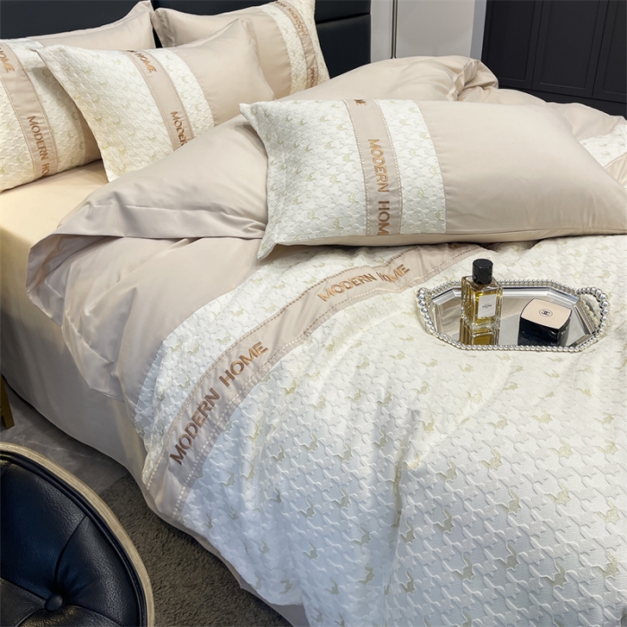 91家纺网 家纺一手货源 找家纺 布可 2025新款千鸟格立体雕花刺绣四件套 千鸟格.奢华金