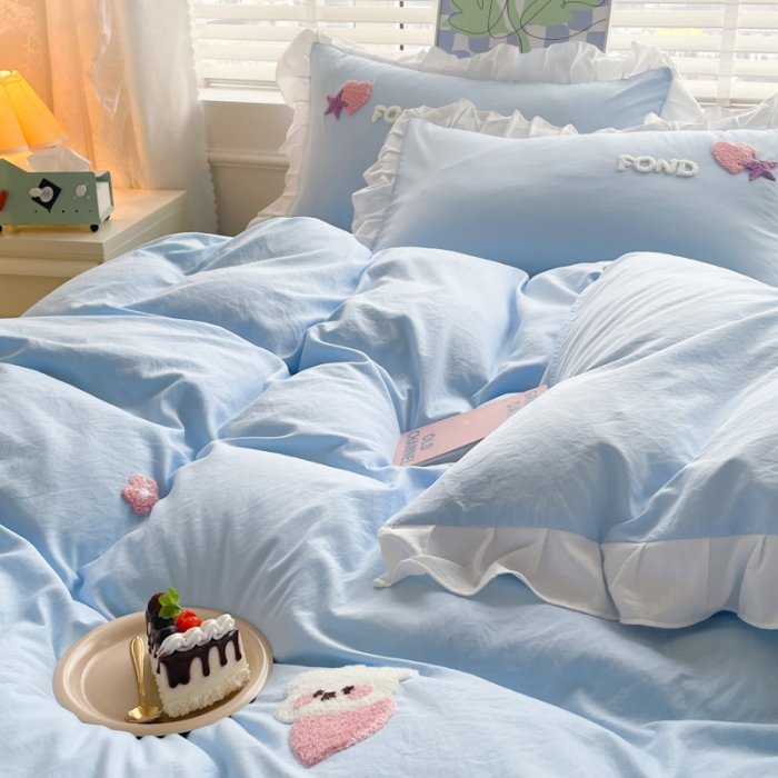 91家纺网 家纺一手货源 找家纺 易禾 2024新款 爱心小熊系列四件套 爱心小熊蓝