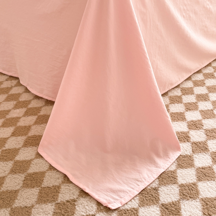 91家纺网 家纺一手货源 找家纺 易禾 2024新款 爱心小熊系列四件套 爱心小熊奶白粉