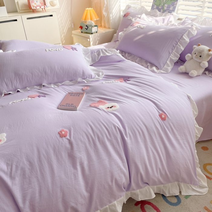 91家纺网 家纺一手货源 找家纺 易禾 2024新款 爱心小熊系列四件套 爱心小熊紫