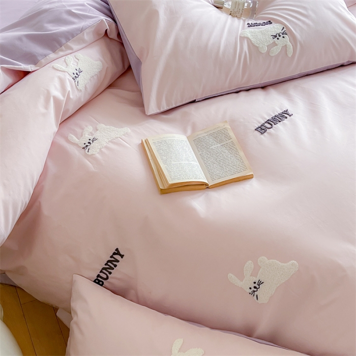 91家纺网 家纺一手货源 找家纺 时年 全棉水洗棉毛巾绣系列 40水洗-邦尼兔粉