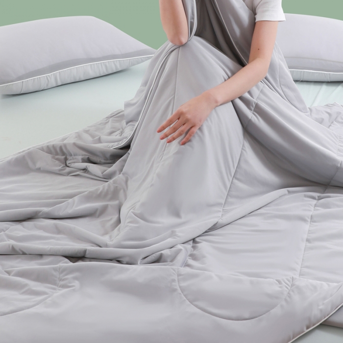 91家纺网 家纺一手货源 找家纺 柔享家（原芷澜家纺） 2025新款A类凉感丝凉凉西瓜被 灰