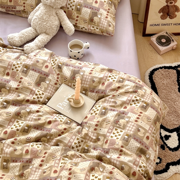 91家纺网 家纺一手货源 找家纺 棉眠 2023新款万神殿全棉系列四件套 奶油熊