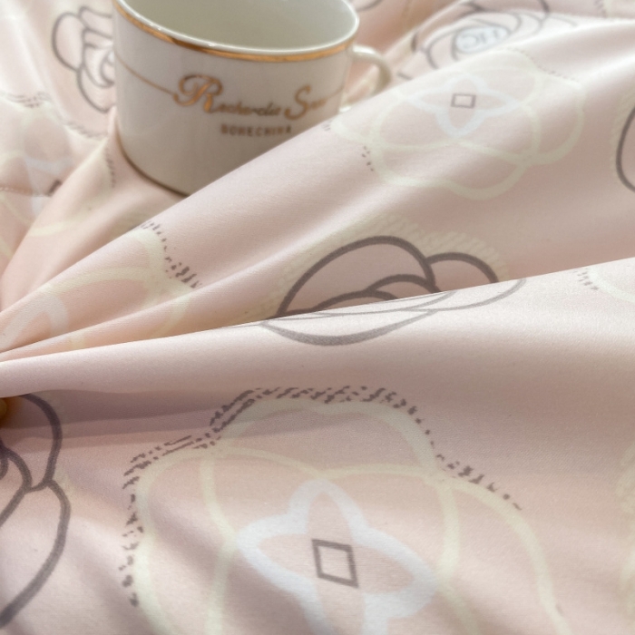 91家纺网 家纺一手货源 找家纺 棉生活 2023新款3M贡缎工艺天丝四件套 温莎粉