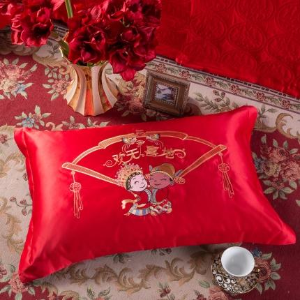 91家纺网 家纺一手货源 找家纺 2025新款婚庆单品枕套48*74