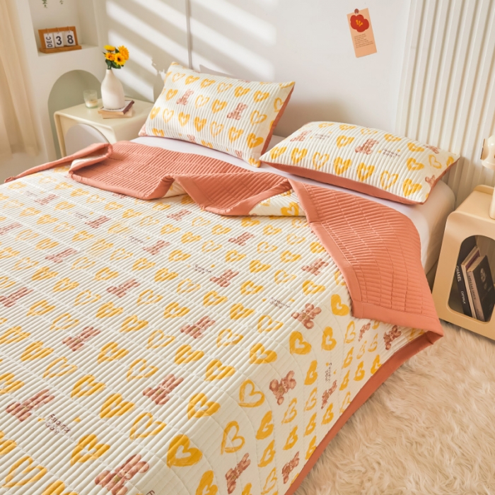 91家纺网 家纺一手货源 找家纺 水洗棉麻床盖大豆纤维夹棉加厚宿舍铺盖两用床单床裙保护垫爱心兔