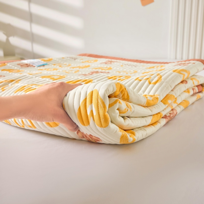 91家纺网 家纺一手货源 找家纺 水洗棉麻床盖大豆纤维夹棉加厚宿舍铺盖两用床单床裙保护垫爱心兔