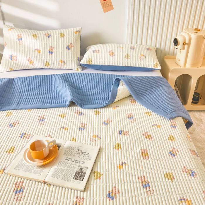 91家纺网 家纺一手货源 找家纺 水洗棉麻床盖大豆纤维夹棉加厚宿舍铺盖两用床单床裙保护垫 童话乐园