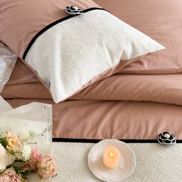 91家纺网 家纺一手货源 找家纺 玛奇朵 2023新款全棉有氧水洗棉蕾丝小香风-安娜系列 安娜-奶咖色