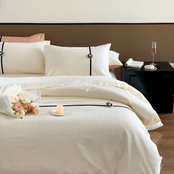 91家纺网 家纺一手货源 找家纺 玛奇朵 2023新款全棉有氧水洗棉蕾丝小香风-安娜系列 安娜-栀子白