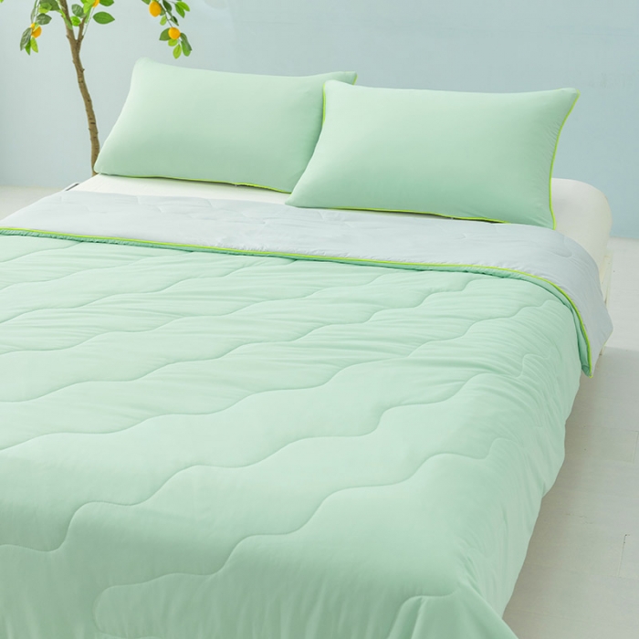 91家纺网 家纺一手货源 找家纺 钰博家纺 瓜瓜夏凉被 果绿+浅灰