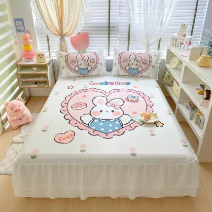 91家纺网 家纺一手货源 找家纺 川悦生活 2023新款 碳光牛奶丝凉席床裙 可爱甜兔