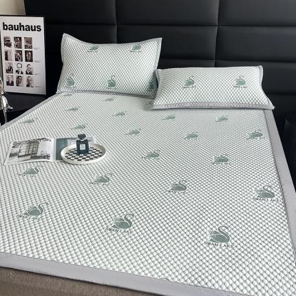 91家纺网 家纺一手货源 找家纺 （总）花漾家居 2023新款A类轻奢宽边海洋丝凉感丝针织凉席三件套