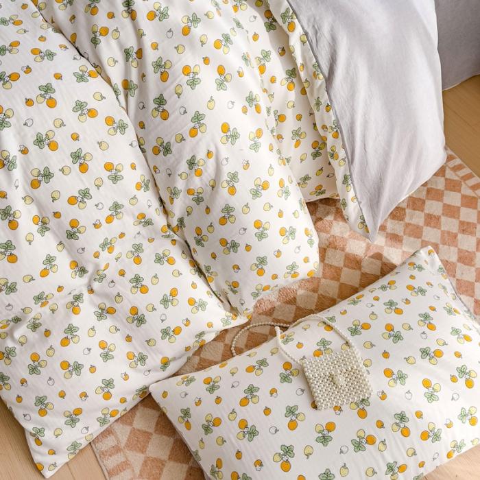 91家纺网 家纺一手货源 找家纺 苏东来2023全棉母婴双层纱印花四件套长绒纯棉麻色织提花磨毛夏被四件套 甜心草莓