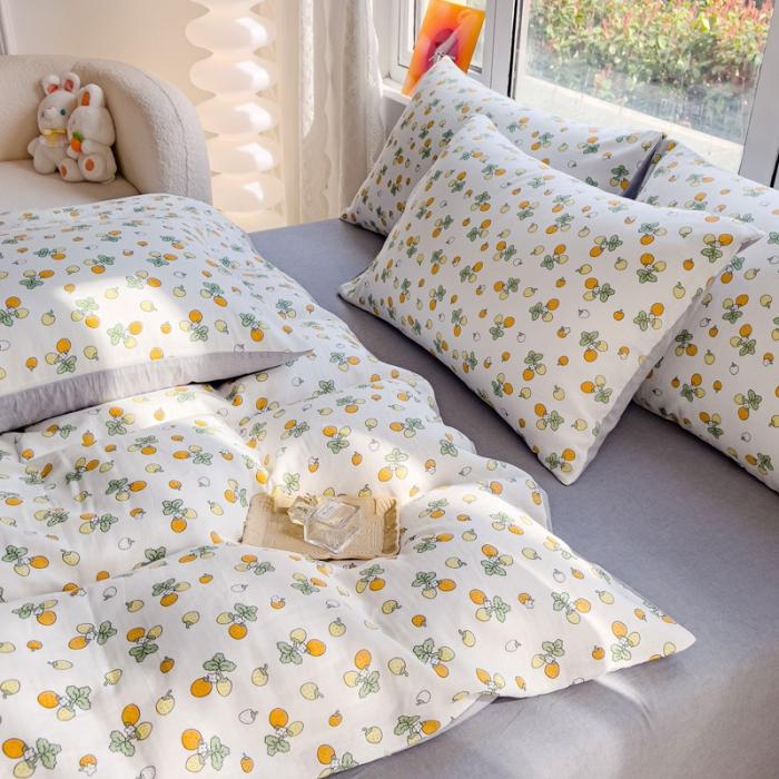 91家纺网 家纺一手货源 找家纺 苏东来2023全棉母婴双层纱印花四件套长绒纯棉麻色织提花磨毛夏被四件套 甜心草莓