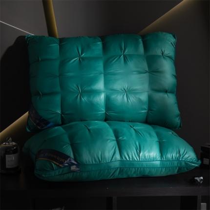 91家纺网 家纺一手货源 找家纺 (总)  皇冠之家 2024新款仿真丝扭花款枕头枕芯