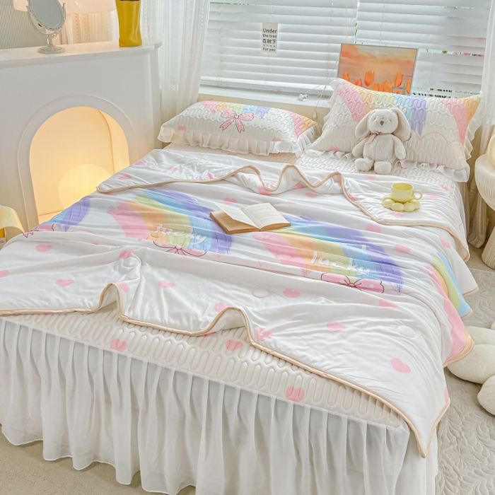 91家纺网 家纺一手货源 找家纺 （总）慕澄2023新款小版床裙款雪纺乳胶凉席夏被四件套