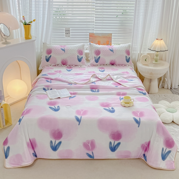 91家纺网 家纺一手货源 找家纺 慕澄2023新款小版床裙款雪纺乳胶凉席夏被四件套 花影