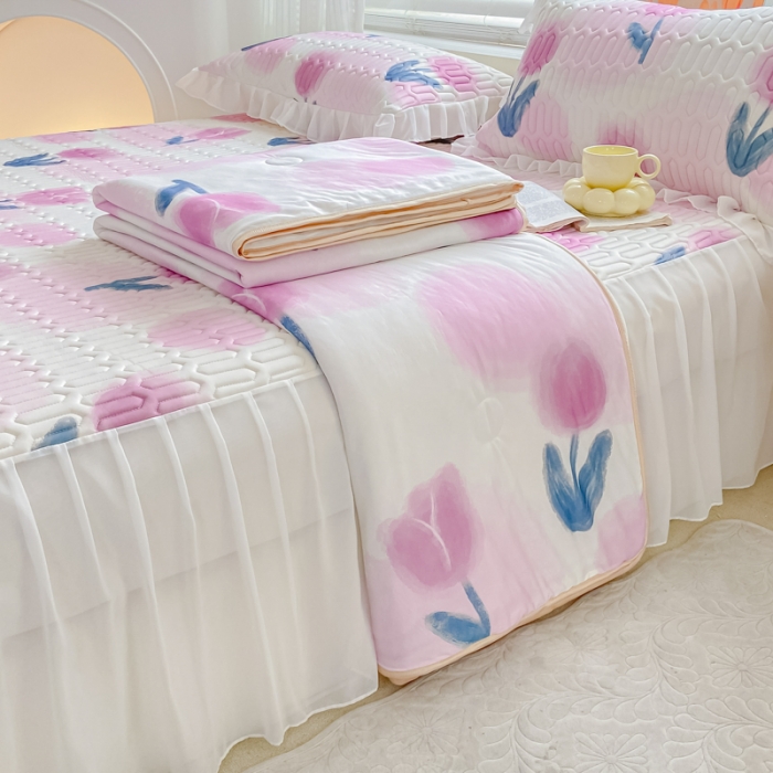 91家纺网 家纺一手货源 找家纺 慕澄2023新款小版床裙款雪纺乳胶凉席夏被四件套 花影